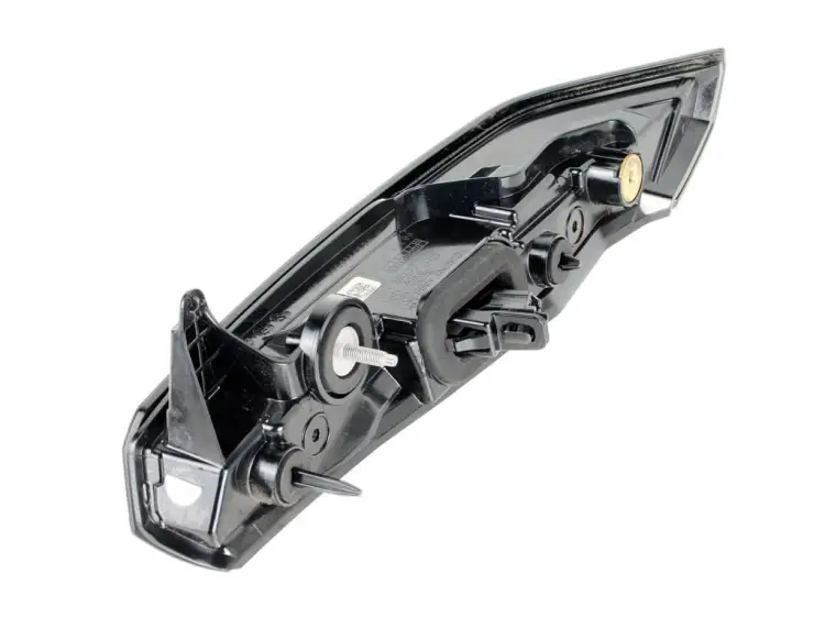 LAMPA PRAWA TYLNA LED 3
