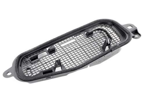 KRATKA WLOT POWIETRZA PODSZYBIA UK 1