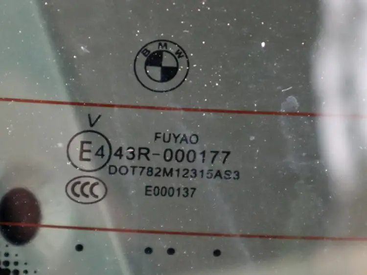 KLAPA TYLNA C4P 2