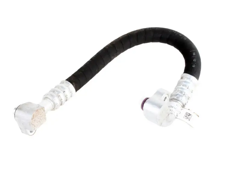PRZEWÓD KLIMATYZACJI 1