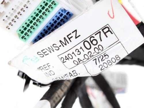 WIĄZKA INSTALACJA ELEKTRYCZNA DESKI ROZDZIELCZEJ 1