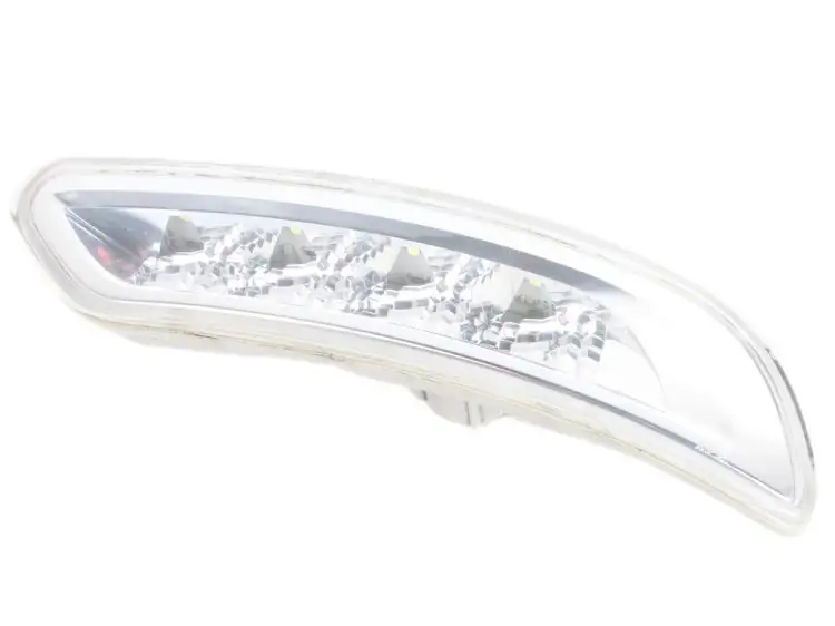 LAMPA LED PRAWA GÓRNA 1
