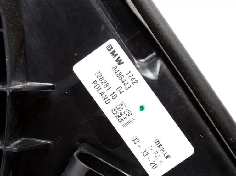 PAS PRZEDNI WENTYLATOR CHŁODNICE 6