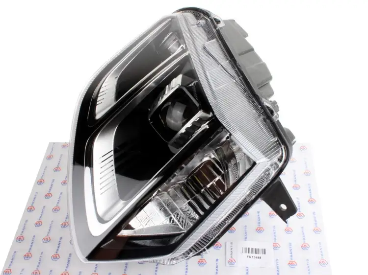 REFLEKTOR LEWY LAMPA LEWA PRZEDNIA FULL LED