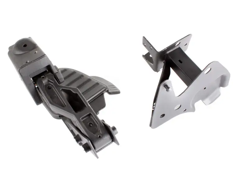 STOPIEŃ PAKI BAGAŻNIKA 2